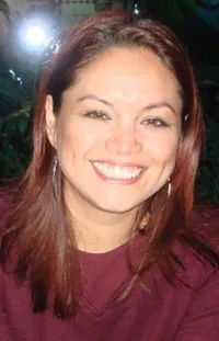 Gómez, Rebeca