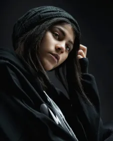 König, Samina