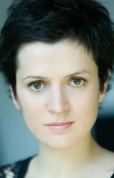 Saroli, Delphine